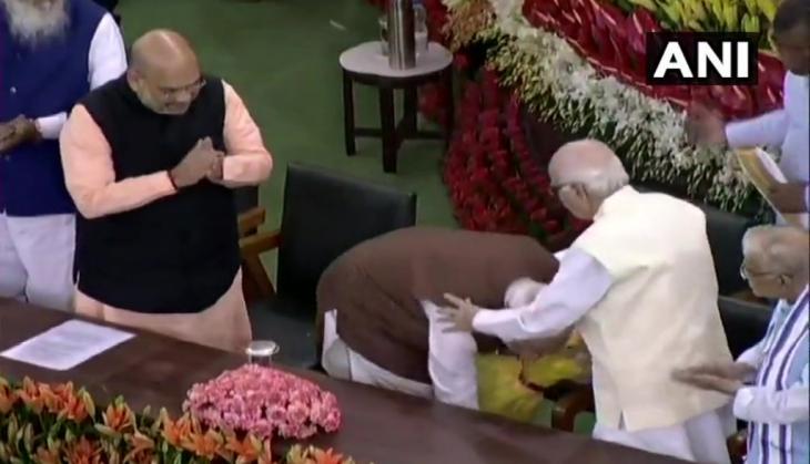 advani modi