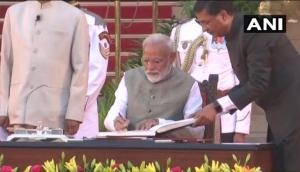 Kins of BJP workers killed in WB and Pulwama martyrs attend PM Modi's swearing-in