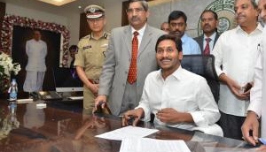 Andhra Pradesh: JS Reddy occupies office at state secretariat 
