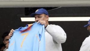 Here's why Ravi Shastri displayed MS Dhoni's jersey from Nottingham balcony