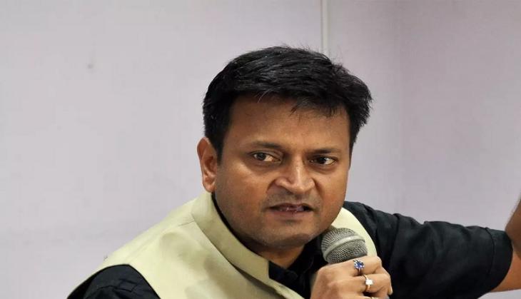 Ajay Alok resigns as JD(U) spokesman, says he doesn't want to 'embarrass' Nitish Kumar