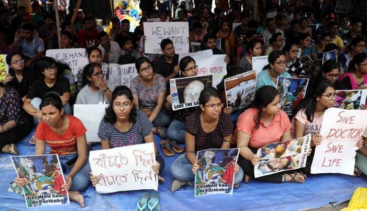 West Bengal: Junior doctors resume work, hospital services back to normal 