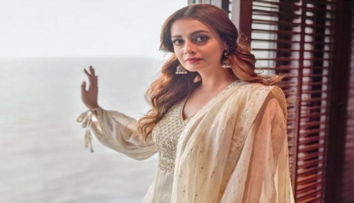 dia mirza