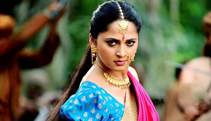 Baahubali actress Anushka Shetty meets with an accident on Sye Raa Narasimha Reddy sets; injures leg