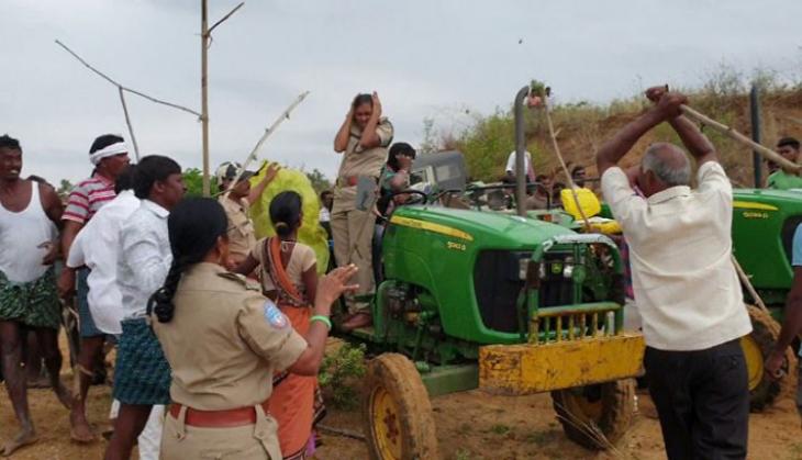 Telangana: Woman Forest Officer demands action against attackers