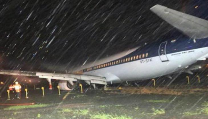 SpiceJet flight overshoots runway at Mumbai airport; none hurt