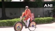 PM Modi meets Amreli man who cycled to Delhi celebrating BJP's poll victory