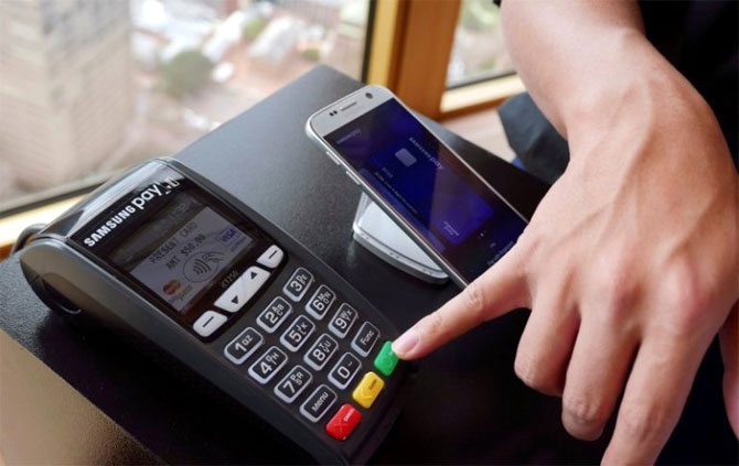 Govt announces more incentives for businesses embracing digital payments