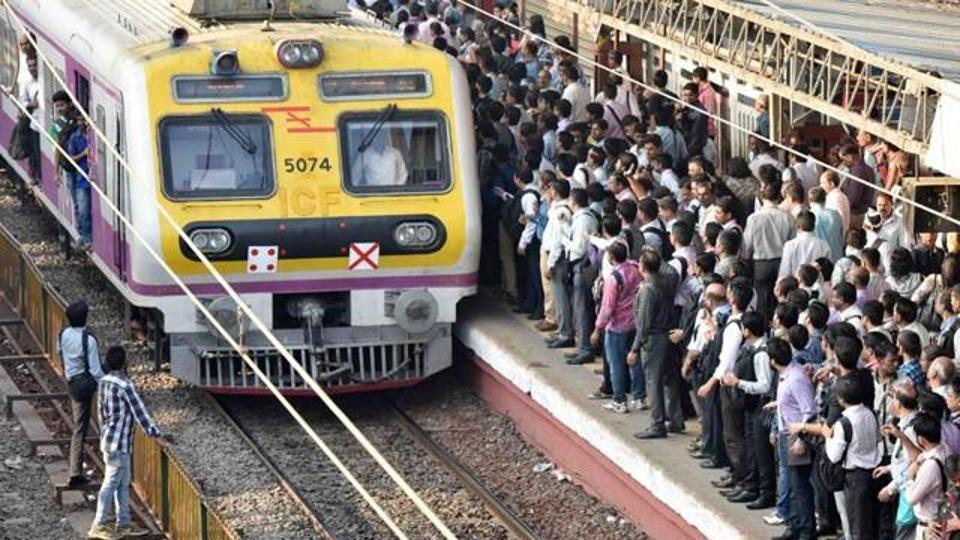 Mumbai local trains: BMC begins issuing railway monthly passes for fully vaccinated people