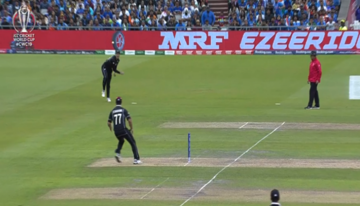 Dhoni Run out