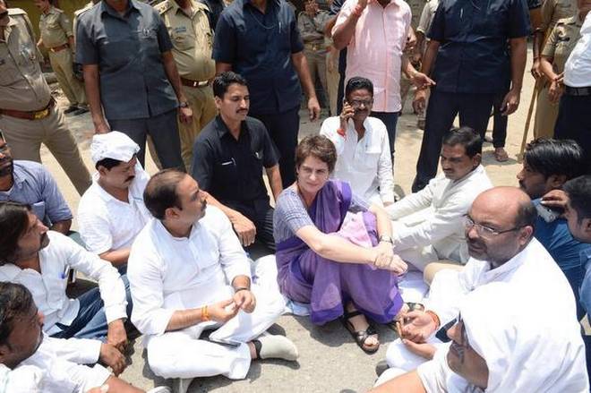 Uproar in MP Assembly over Priyanka Gandhi's detention in UP