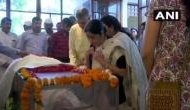 Delhi: Omar Abdullah, Sushma Swaraj pay tributes to Sheila Dikshit