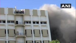 Mumbai: Fire breaks out in MTNL building in Bandra; around 100 people trapped