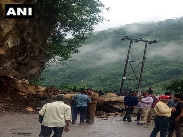 Himachal Pradesh: NH 3 blocked near Mandi due to landslide