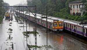 IMD issues warning, Mumbai to receive heavy rainfall in 48 hours
