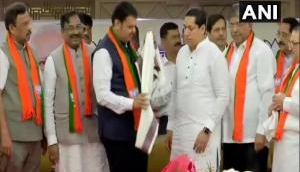 3 NCP, 1 Congress leaders join BJP in presence of CM Devendra Fadnavis