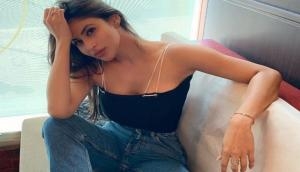 Naagin star Mouni Roy’s pissed off look will make you all ‘Aww so cute’