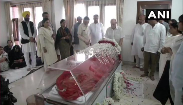 Gujarat govt, BJP cancel events after Swaraj Swaraj's demise
