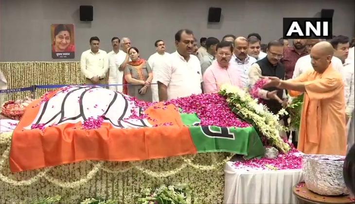 PM Modi, LK Advani gets emotional as they pay last respect to Sushma Swaraj