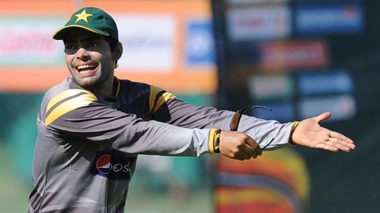 Pakistan cricketer Umar Akmal sparks meme fest on Twitter after allegedly posting 'mother from another brother'