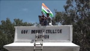 Kathua: Youths welcome abrogation of Article 370, hoist national flag outside college