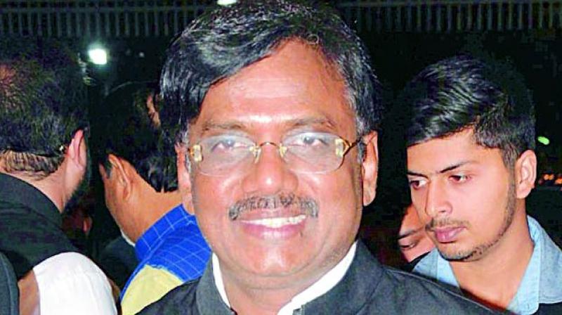 Former MP and TRS leader Vivekananda joins BJP