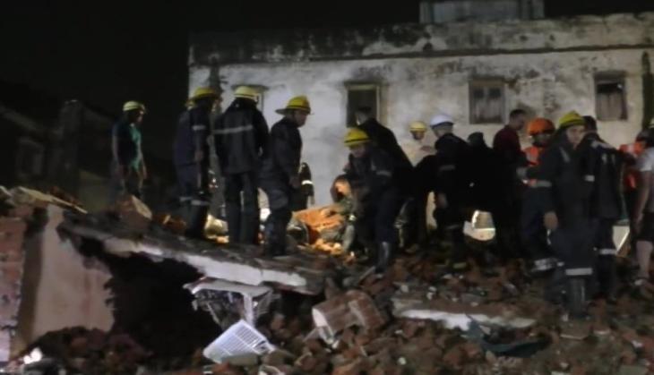 collapses in kheda