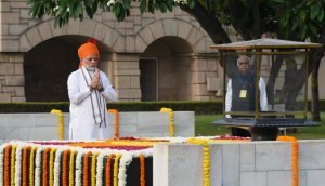 PM Modi pays tribute at Raj Ghat on 73rd Independence Day