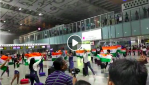 Independence Day 2019: Flash mob at airport danced on Akshay Kumar's Kesari film song; see viral video