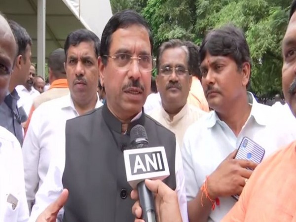 Karnataka ministers to be allocated portfolios today: Union Minister Prahalad Joshi