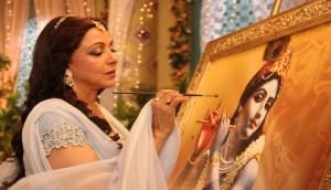 Janmashtami 2019: BJP MP Hema Malini sings bhajan, offers prayer at ISKCON temple; video goes viral