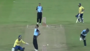 Wicket-keeper hits bowler while attempting a run-out: Viral Video