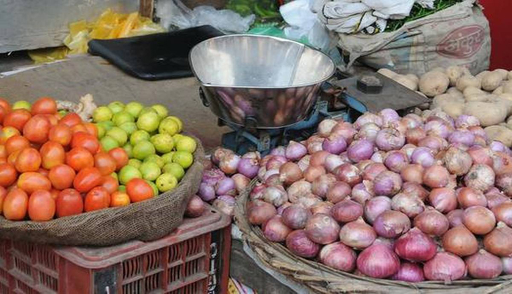 Uttar Pradesh: Onion at Rs 100 per kg hits consumers hard in Aligarh 