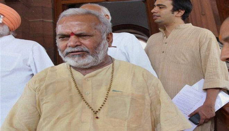 Law student who accused former Union minister Chinmayanand of sexually harassing her disowns statement