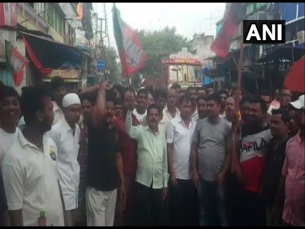 WB: BJP observes 12-hour bandh in Barrackpore to protest against attack on MP Arjun Singh