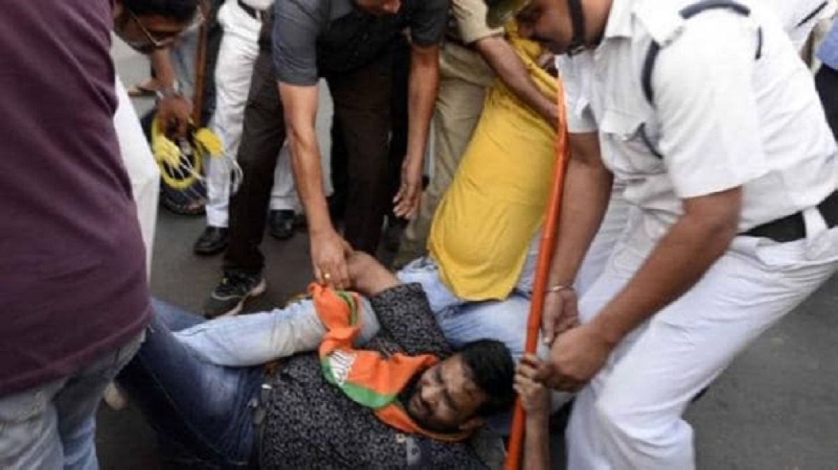 West Bengal: 25 BJP supporters injured in clash with TMC workers in Barrackpore