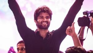  Vijay Deverakonda to fly down Mumbai soon, Bollywood debut announcement awaits?