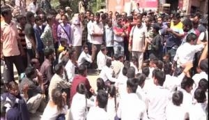 J-K: Students block highway in Udhampur to protest against teachers' shortage