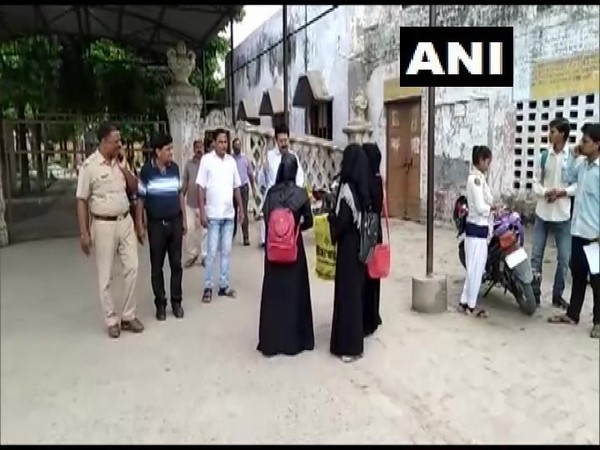 SRK College: Girl students wearing Burqa denied entry in Uttar Pradesh, students claim it never happened earlier