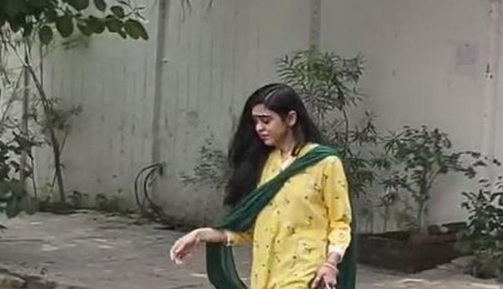 Tej Pratap Yadav's wife rushes out of in-laws residence in tears