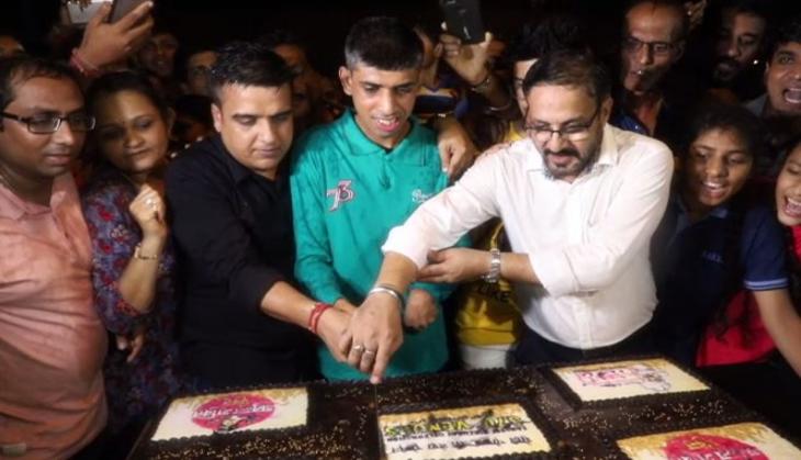 Surat: BJP MLA celebrates PM Modi's birthday with Divyang children, cleanliness workers