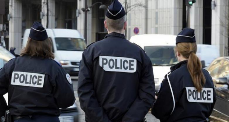 Thousands of Paris police deployed over 'yellow vest' clash fears