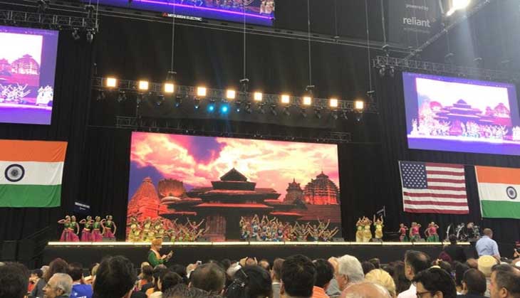 Mega event 'Howdy Modi!' kicks off with Gurbani, variety of Indian dances