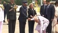 PM Modi's 'down to earth' gesture at Houston airport leaves netizens impressed!