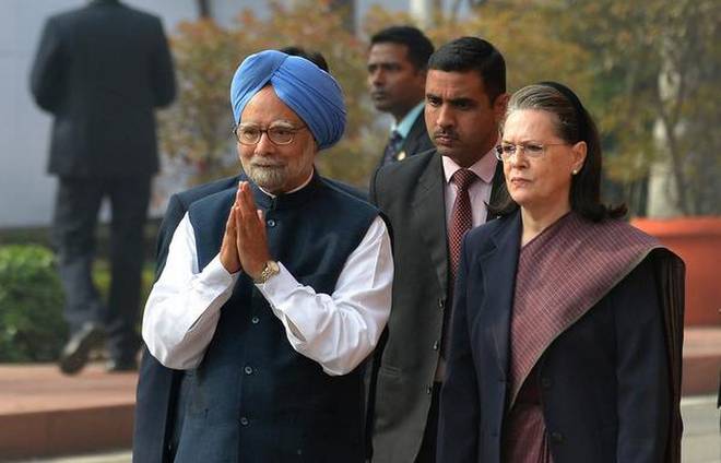 Sonia Gandhi, Manmohan Singh meet Chidambaram in Tihar jail today