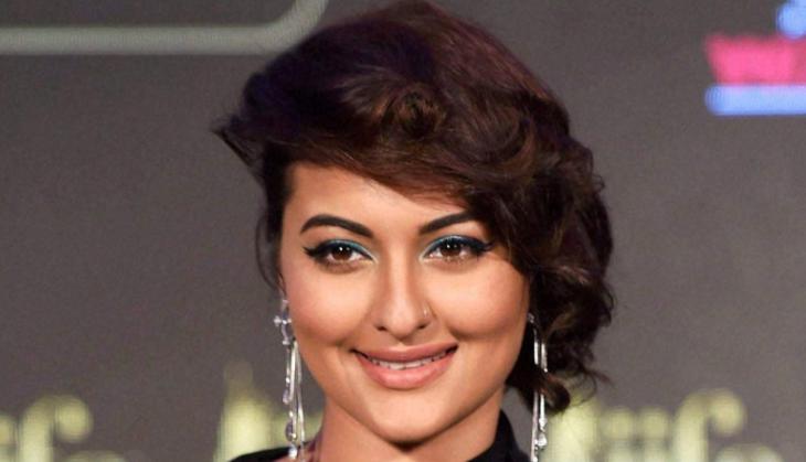 UP Minister calls Sonakshi Sinha a 'Dhan-Pashu' over her Ramayana question related controversy