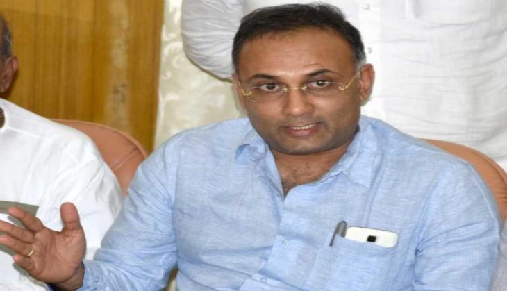 Dinesh Gundu Rao targets PM Modi for not taking strict action against Pragya Thakur for Godse remark