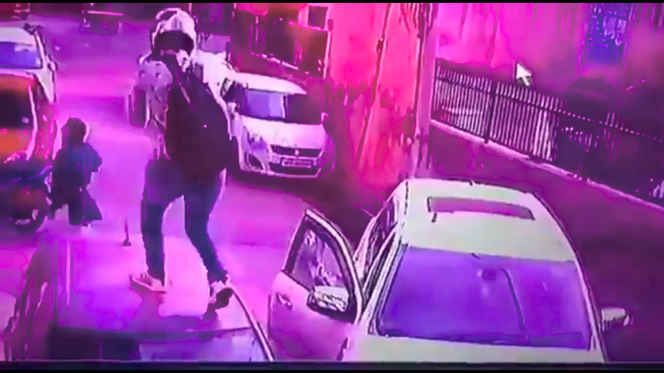 Watch: Property dealer shot dead by unidentified gunman in Delhi