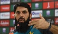 Misbah-ul-Haq responds to reporter's question on if Pakistan team will wear Army caps for Kashmir 