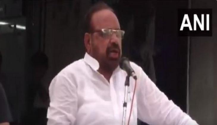 MP: FIR against BJP's Gopal Bhargava who said Congress candidate 'represents Pakistan'